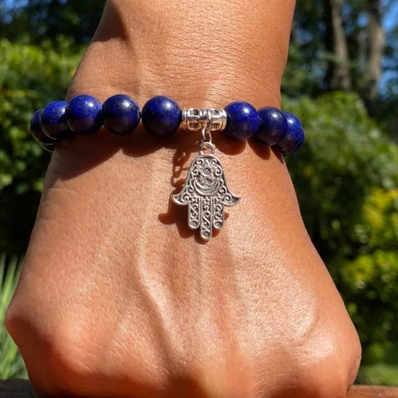 Stunning Elegance: Handmade Beaded Blue Lapis Bracelet - Picture 4 of 5